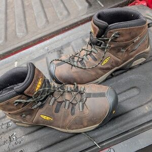 KEEN Men's Brown Hiking Boots